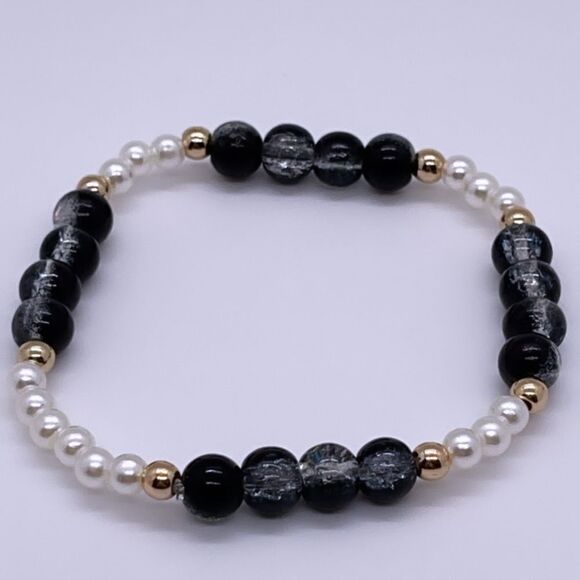 NWT Wool + Pepper Co. Black Glass Beaded Bracelet - Picture 1 of 4
